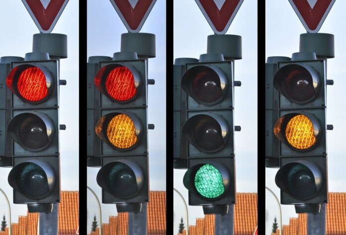 Il bando ai motori termici: un attacco all’indipendenza industriale?